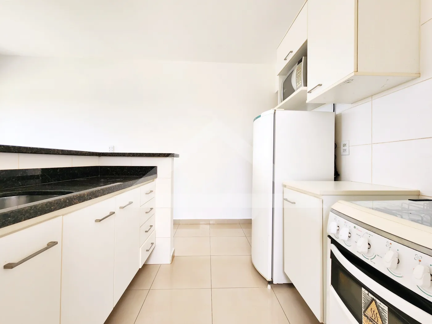 Alugar Apartamento / Padrão em Ribeirão Preto R$ 1.500,00 - Foto 5