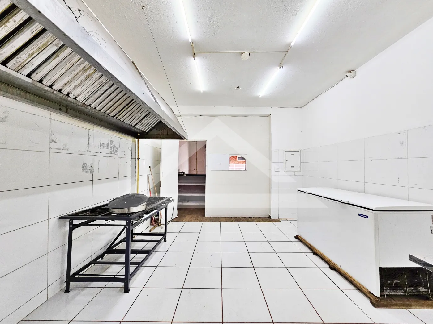 Alugar Comercial / Galpão em Ribeirão Preto R$ 4.900,00 - Foto 10