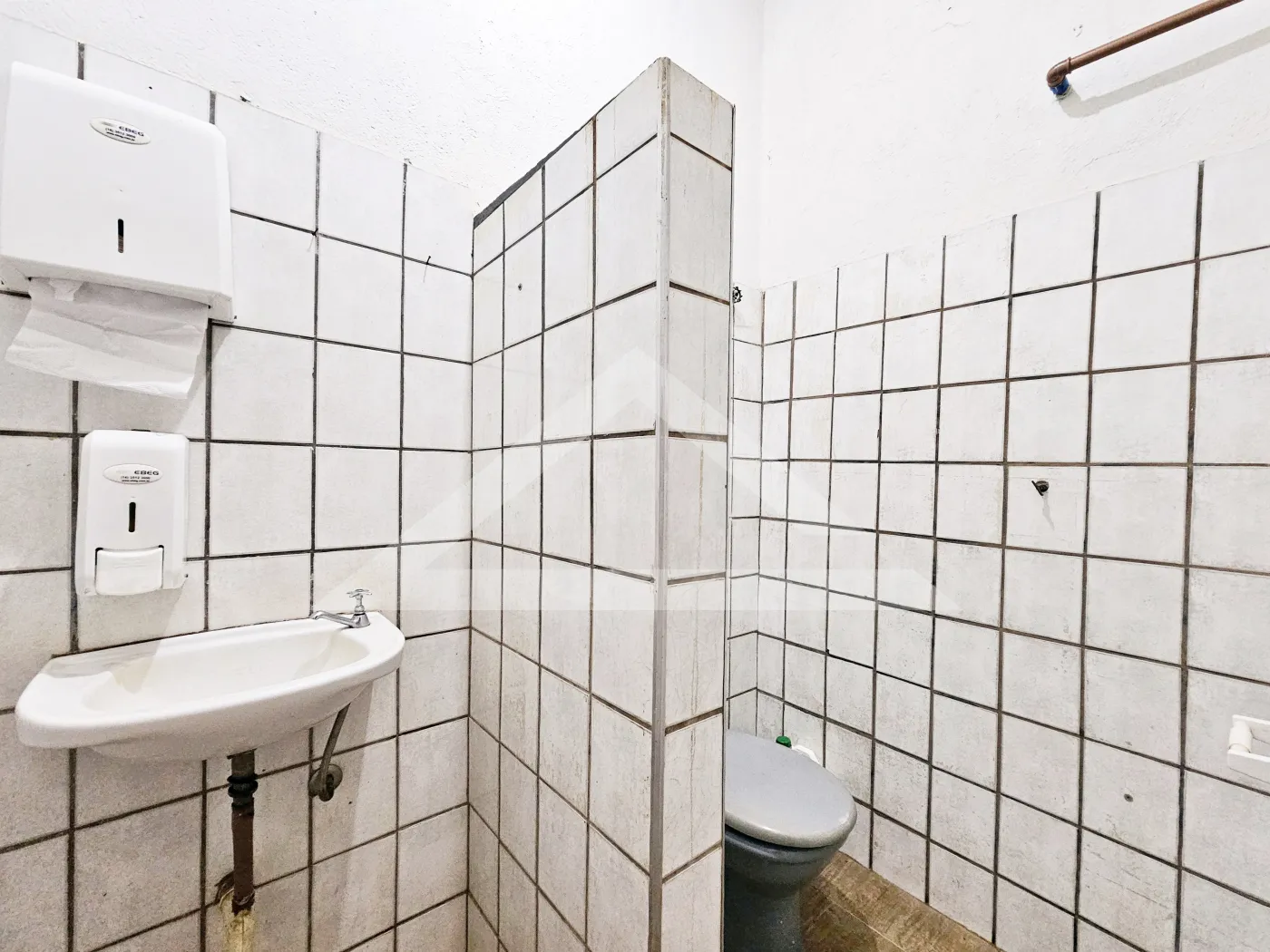 Alugar Comercial / Galpão em Ribeirão Preto R$ 4.900,00 - Foto 12