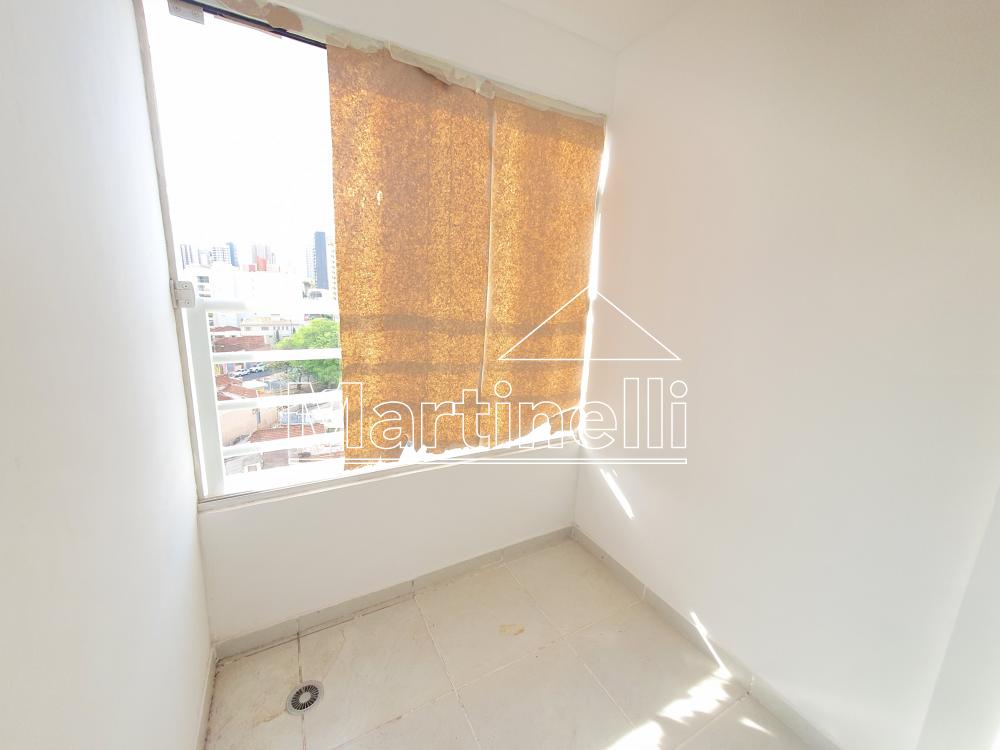 Alugar Apartamento / Padrão em Ribeirão Preto R$ 700,00 - Foto 3