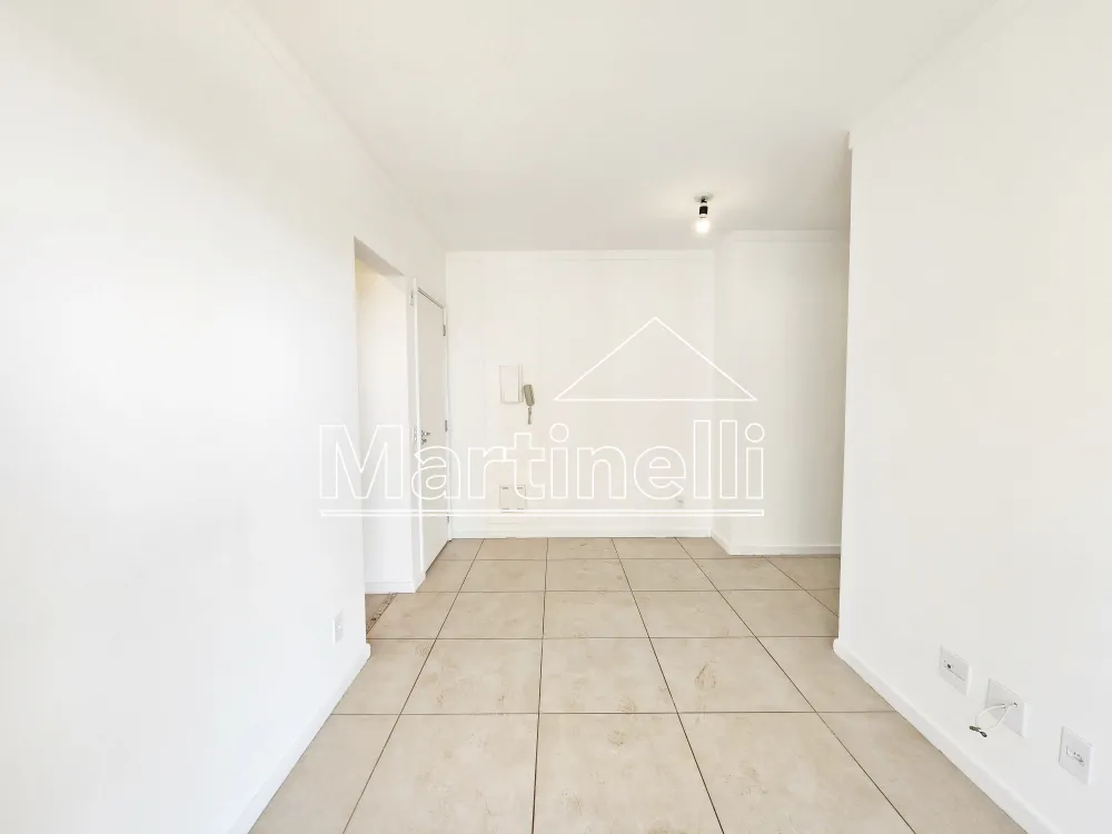 Alugar Apartamento / Padrão em Ribeirão Preto R$ 1.800,00 - Foto 2