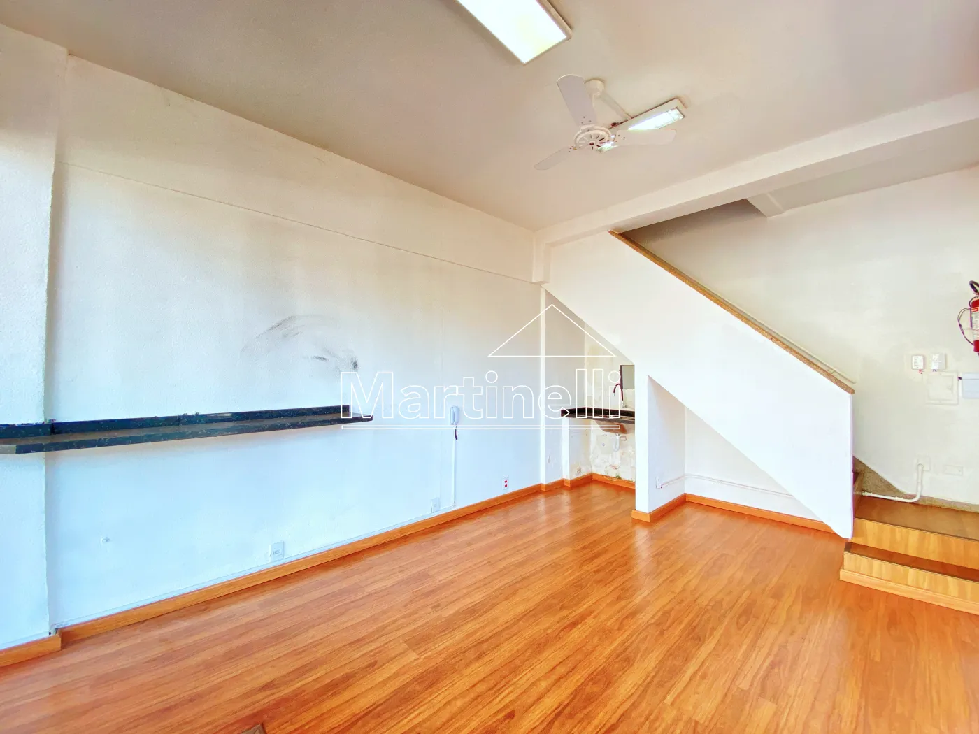 Alugar Comercial / Prédio em Ribeirão Preto R$ 1.600,00 - Foto 2