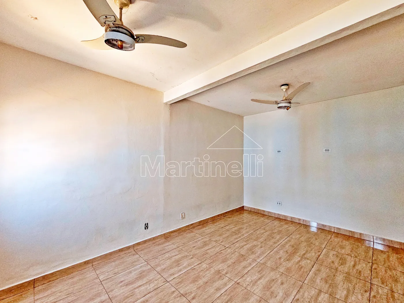 Alugar Casa / Térrea Padrão em Ribeirão Preto R$ 1.800,00 - Foto 4