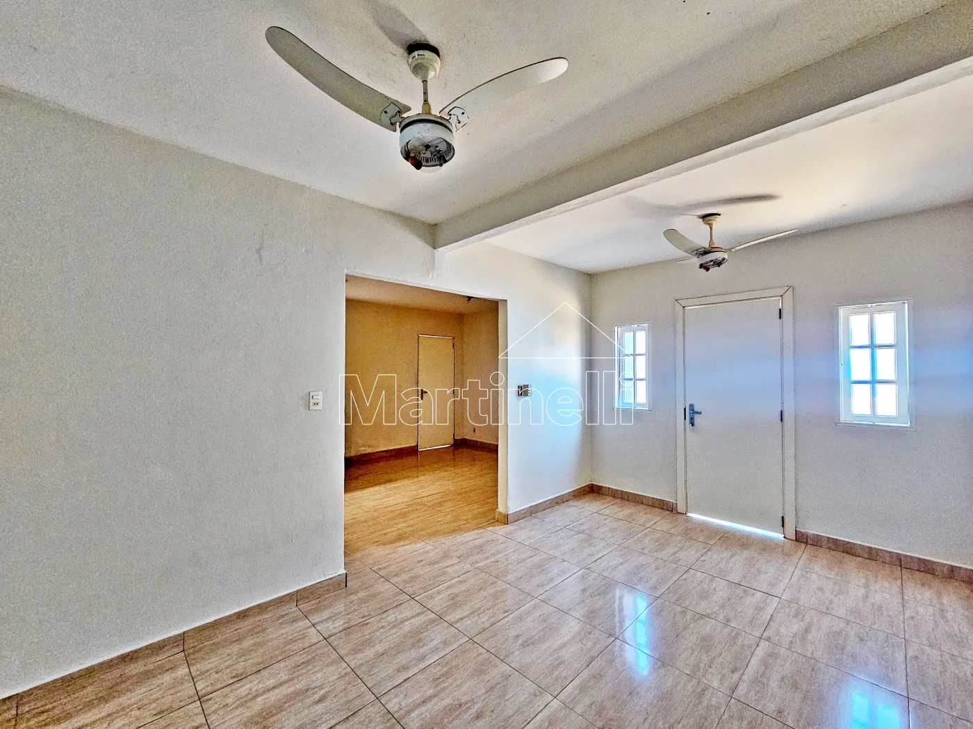 Alugar Casa / Térrea Padrão em Ribeirão Preto R$ 1.800,00 - Foto 1