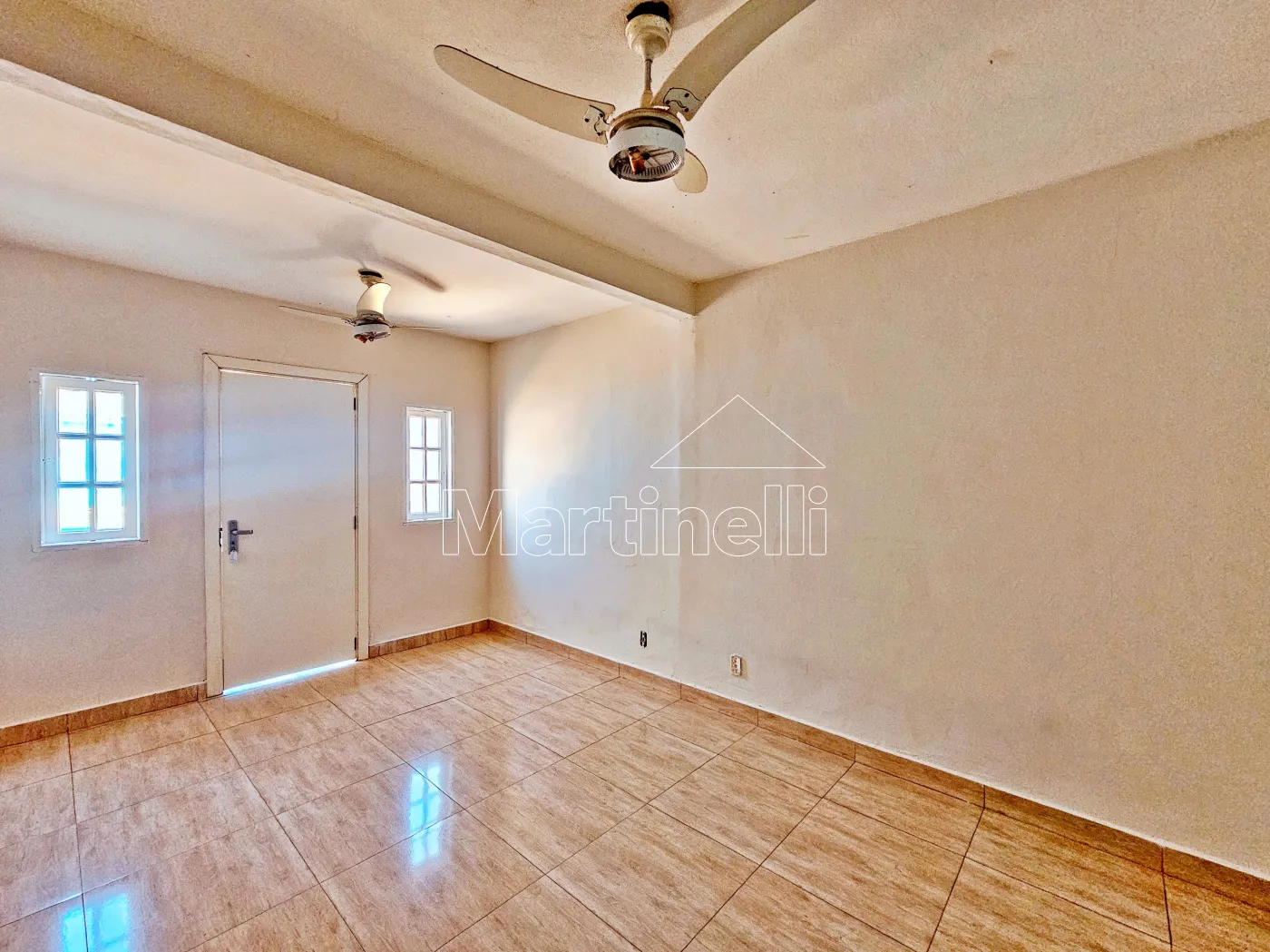 Alugar Casa / Térrea Padrão em Ribeirão Preto R$ 1.800,00 - Foto 2