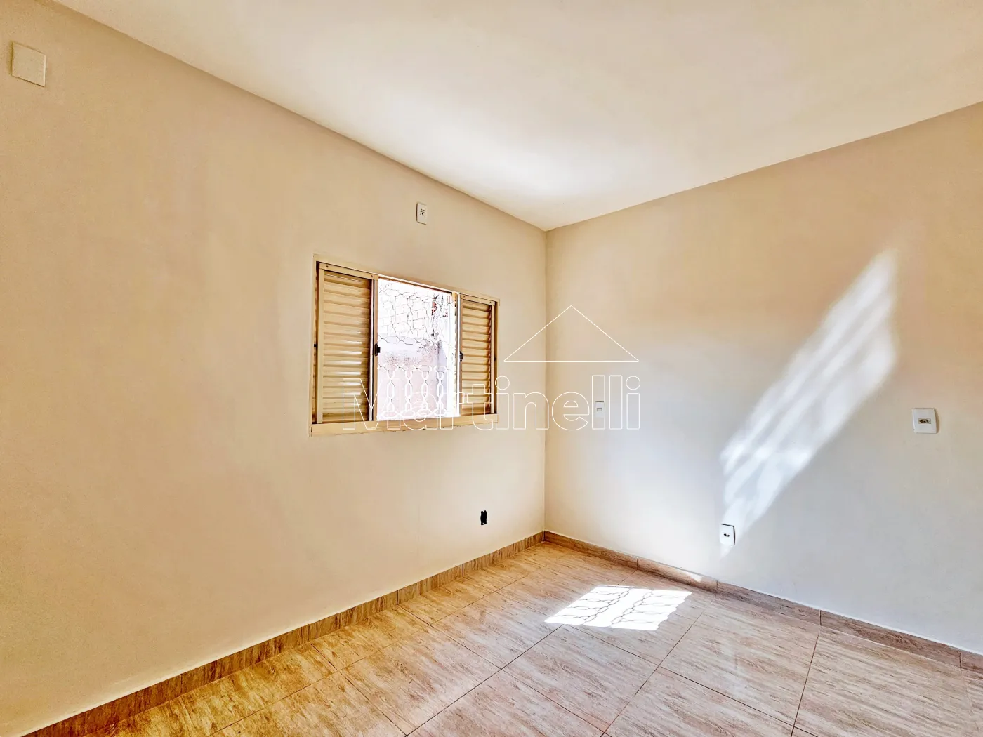 Alugar Casa / Térrea Padrão em Ribeirão Preto R$ 1.800,00 - Foto 10