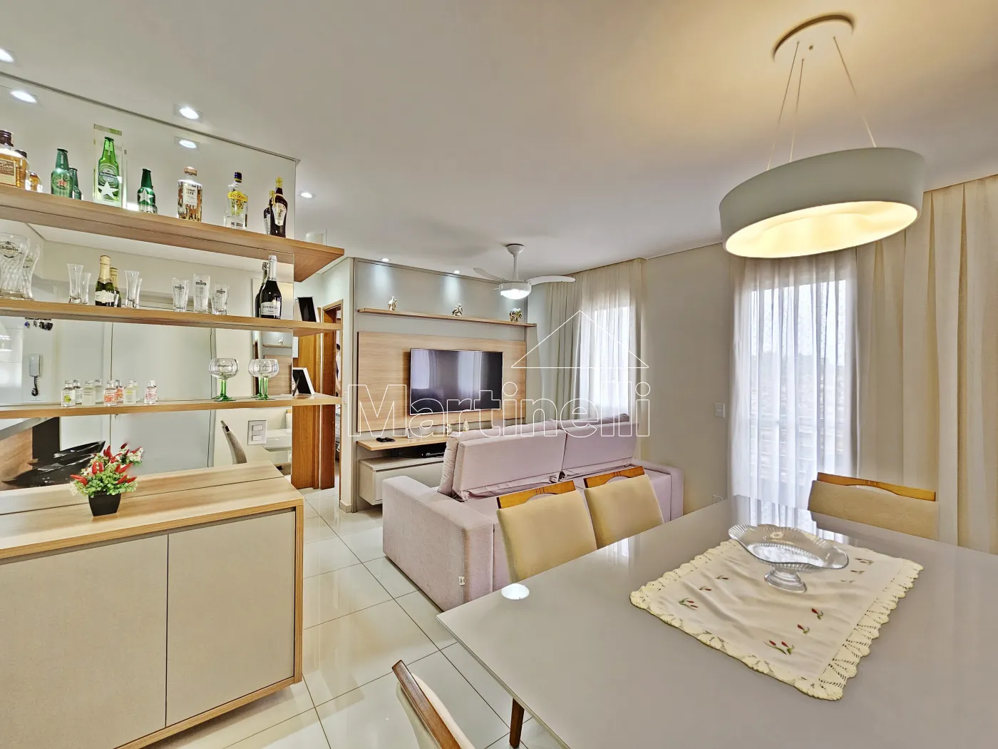 Comprar Apartamento / Padrão em Ribeirão Preto R$ 320.000,00 - Foto 1