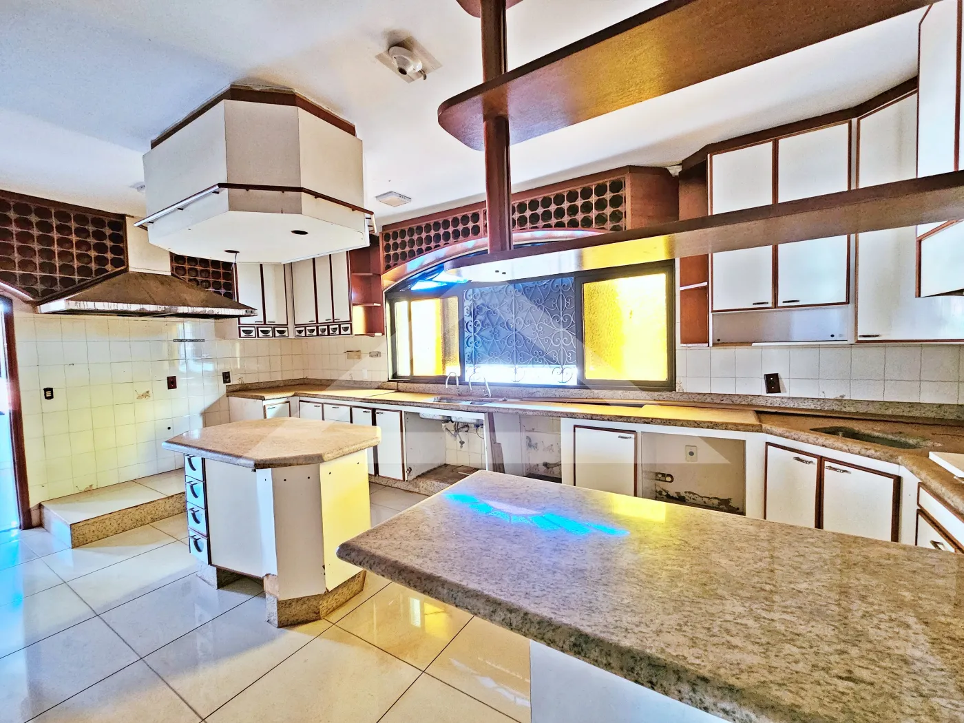 Alugar Comercial / Imóvel Comercial em Ribeirão Preto R$ 15.000,00 - Foto 4