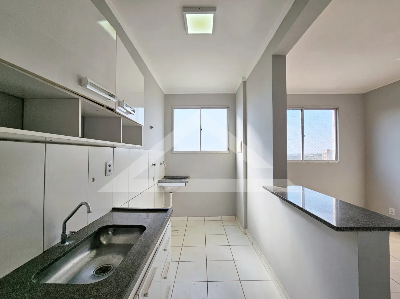 Alugar Apartamento / Padrão em Ribeirão Preto R$ 800,00 - Foto 4