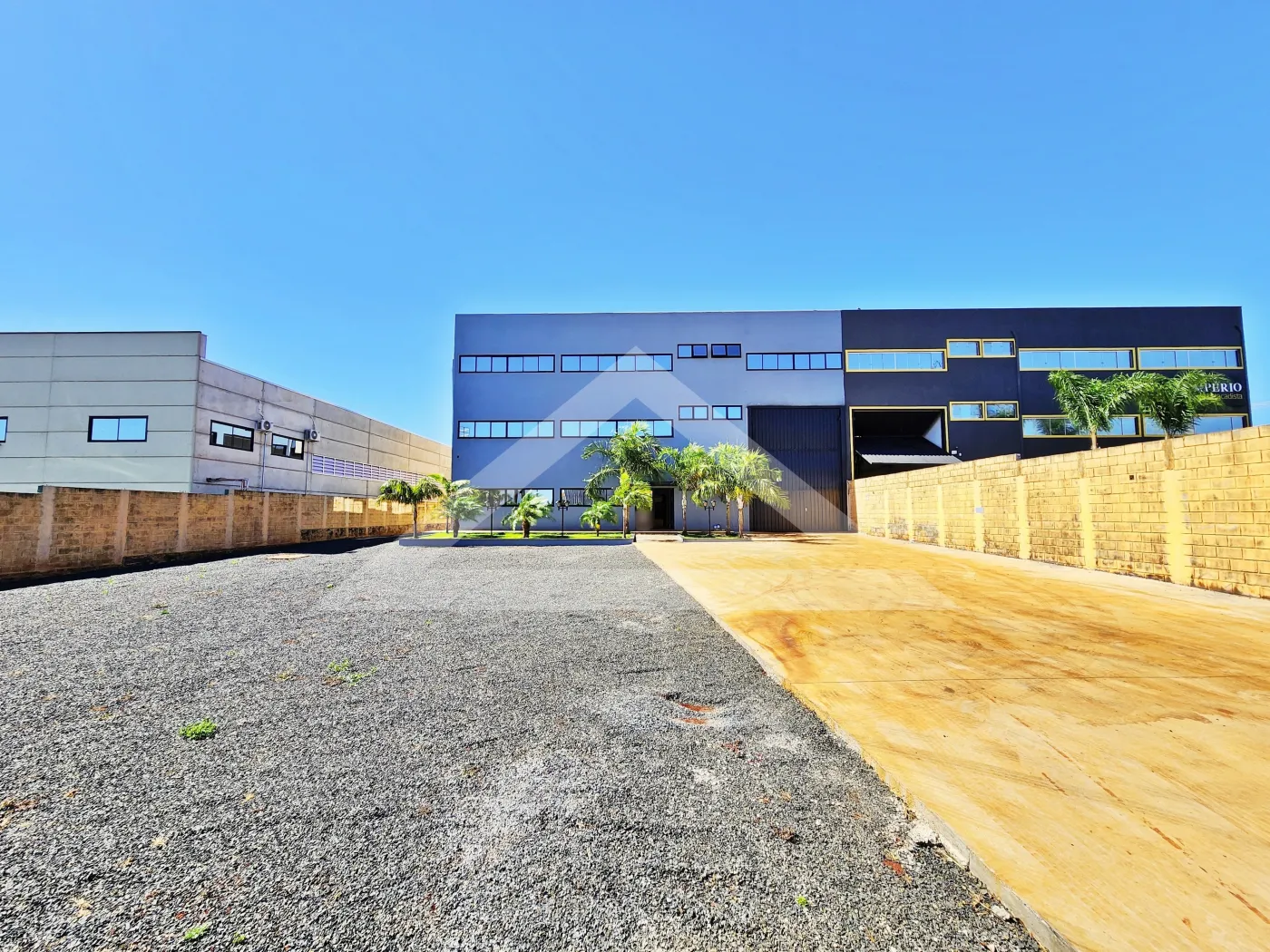 Alugar Comercial / Galpão em Cravinhos R$ 27.000,00 - Foto 1