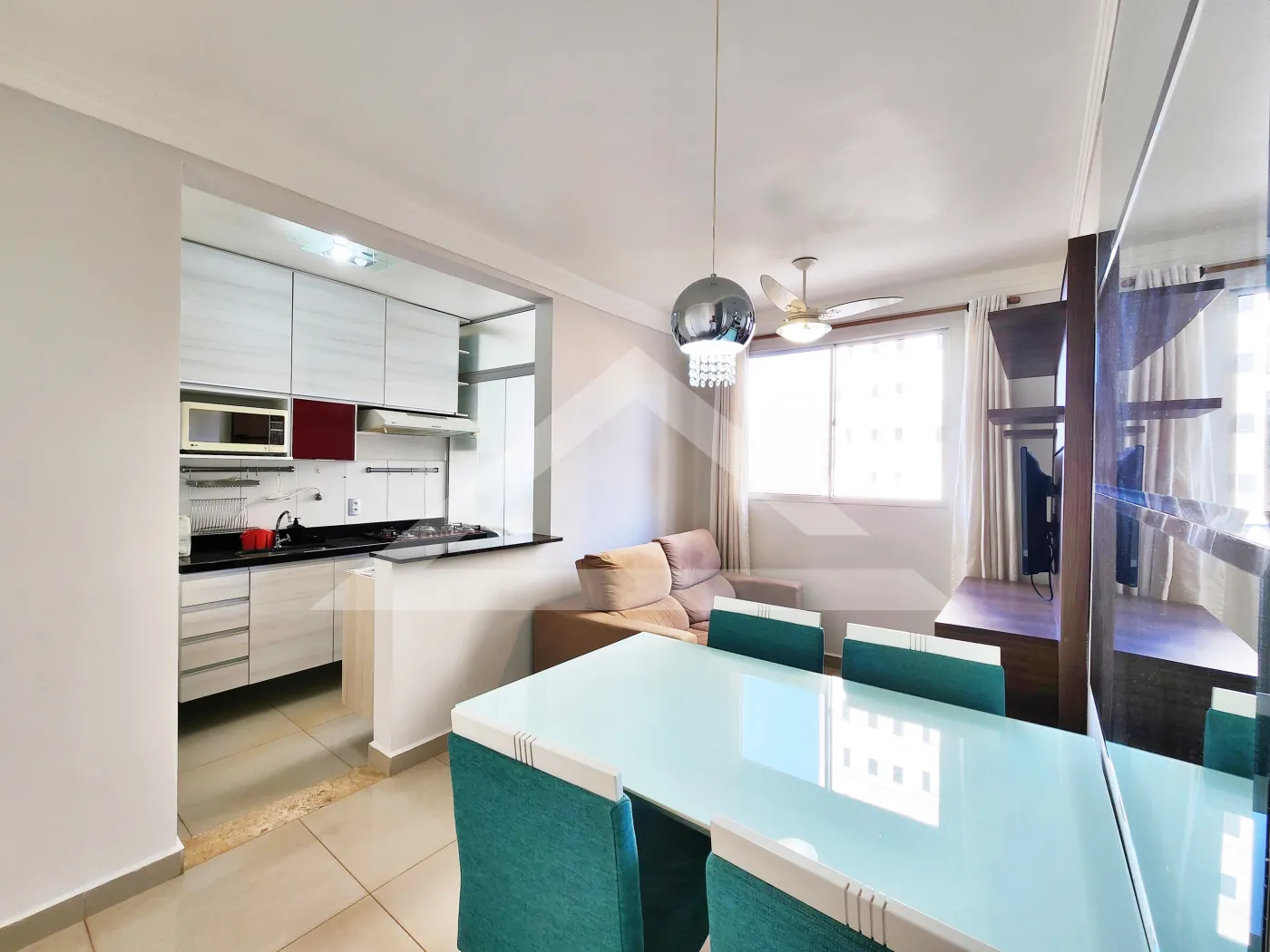 Alugar Apartamento / Padrão em Ribeirão Preto R$ 1.900,00 - Foto 1