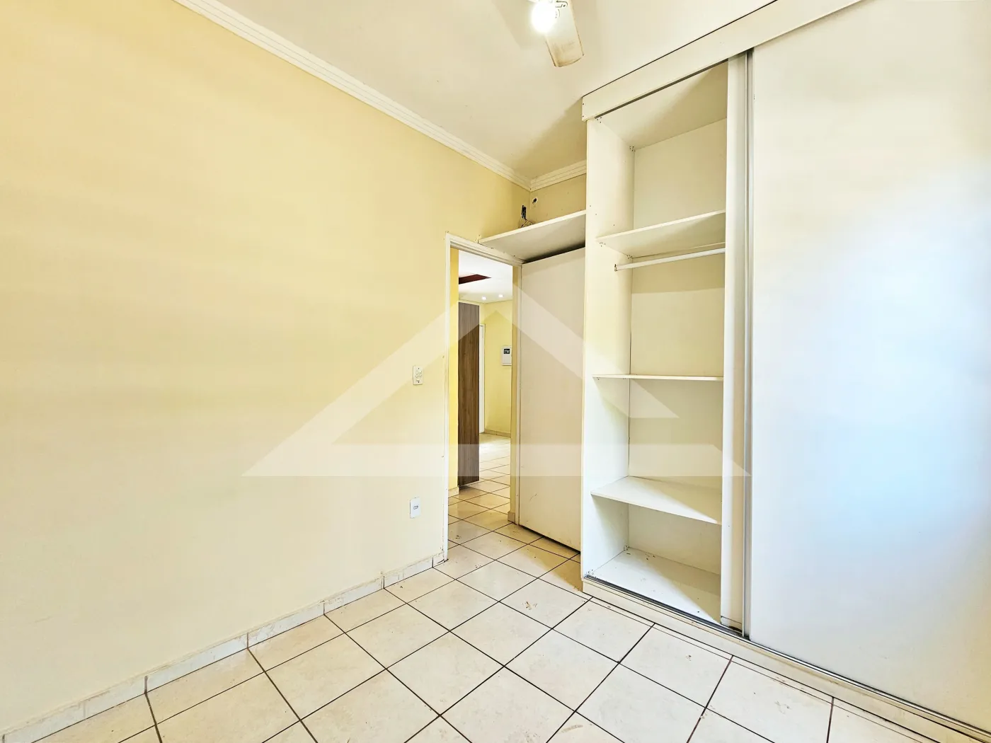 Alugar Apartamento / Padrão em Ribeirão Preto R$ 990,00 - Foto 11