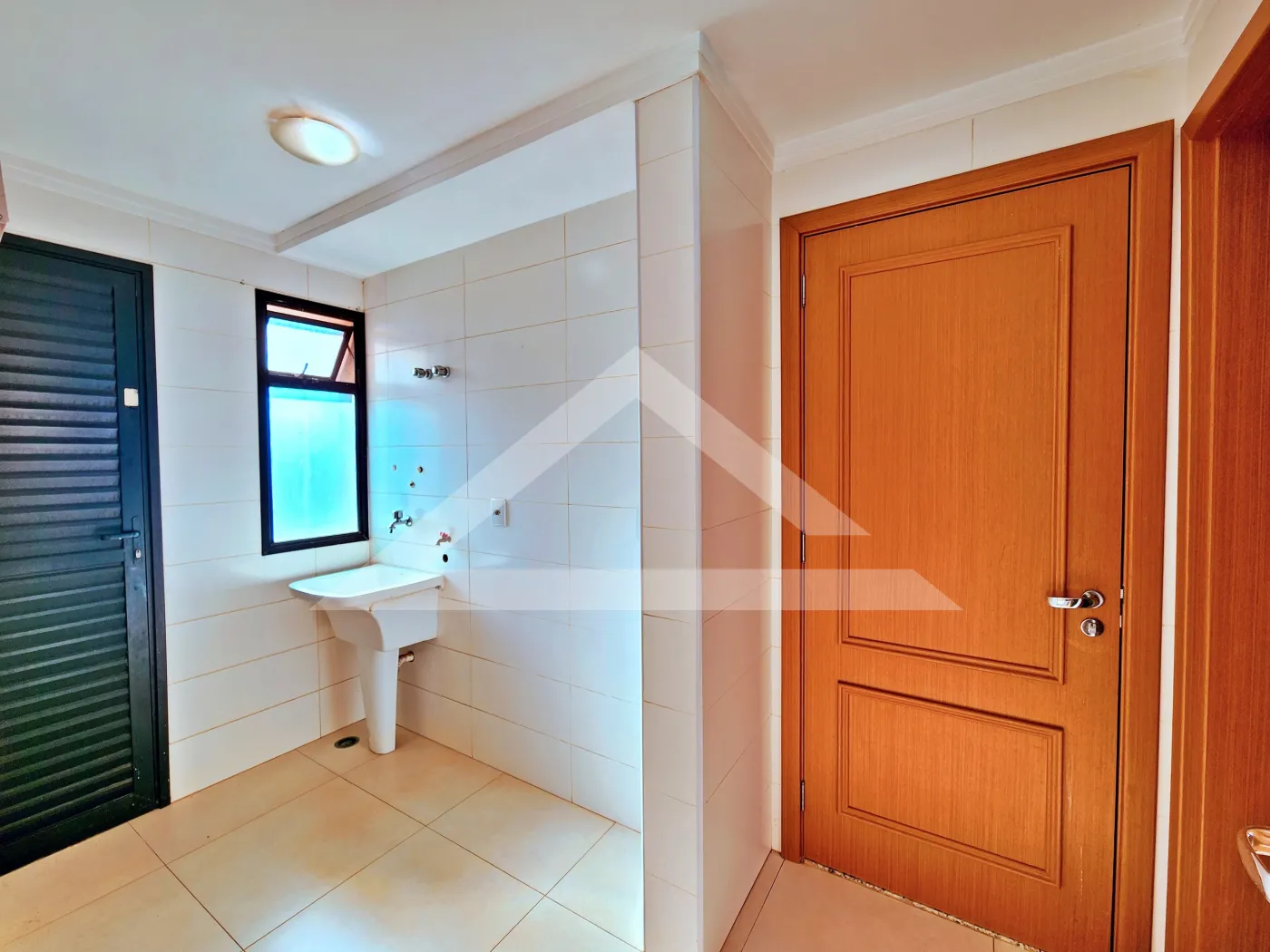 Alugar Apartamento / Padrão em Ribeirão Preto R$ 3.000,00 - Foto 6