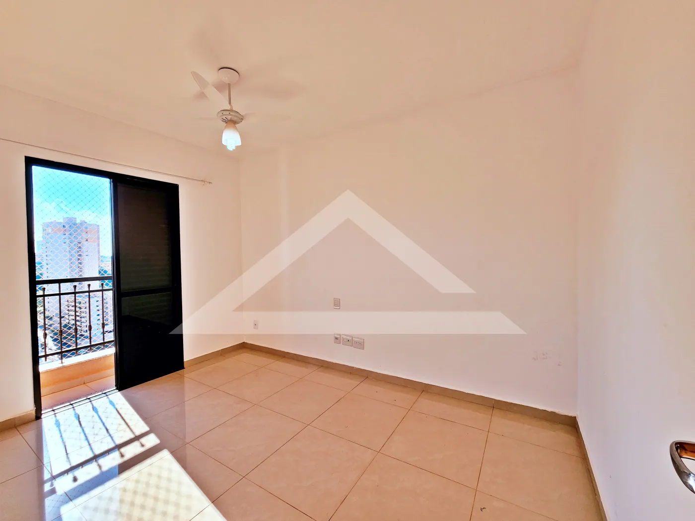 Alugar Apartamento / Padrão em Ribeirão Preto R$ 3.000,00 - Foto 8