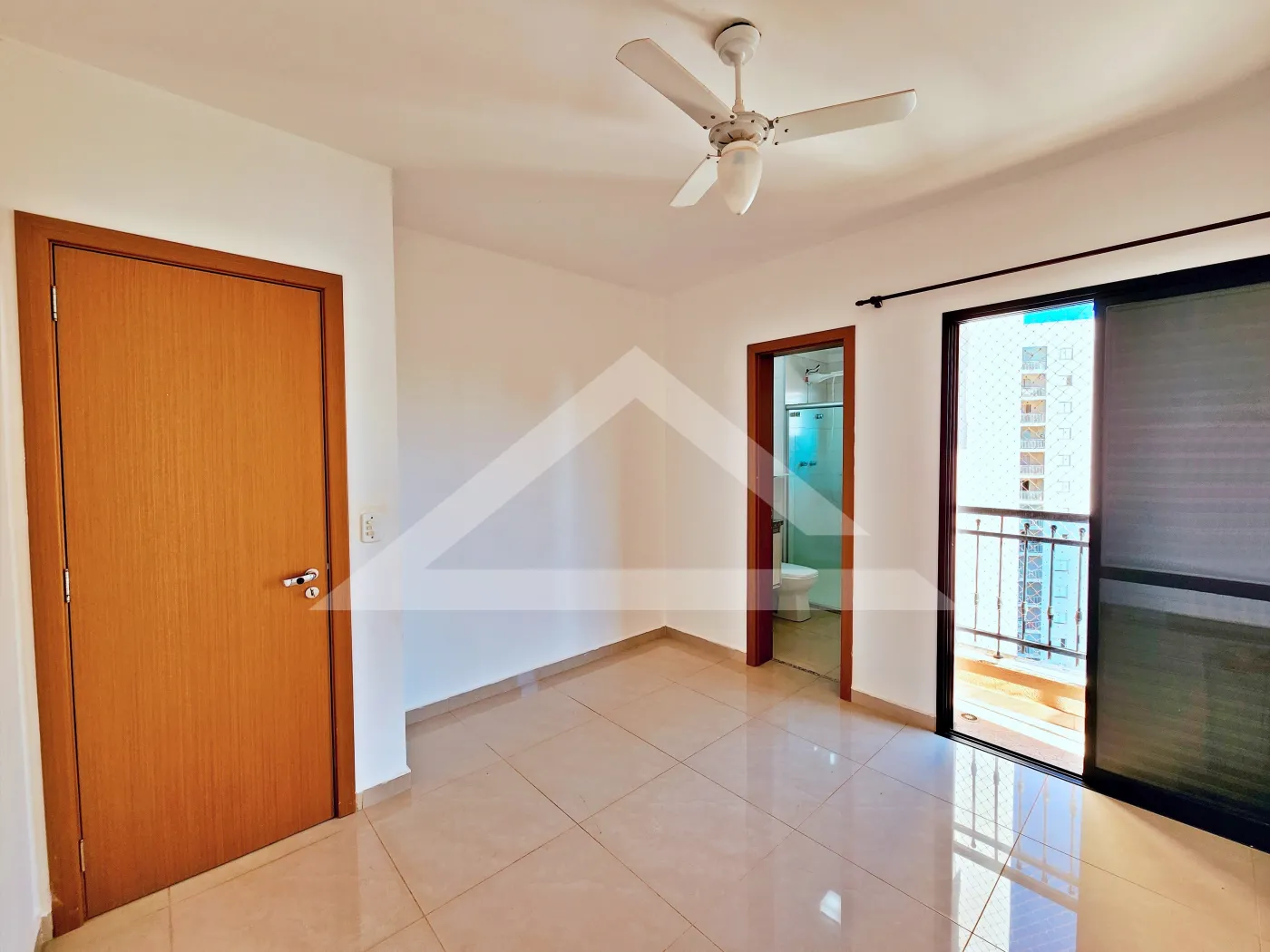 Alugar Apartamento / Padrão em Ribeirão Preto R$ 3.000,00 - Foto 11