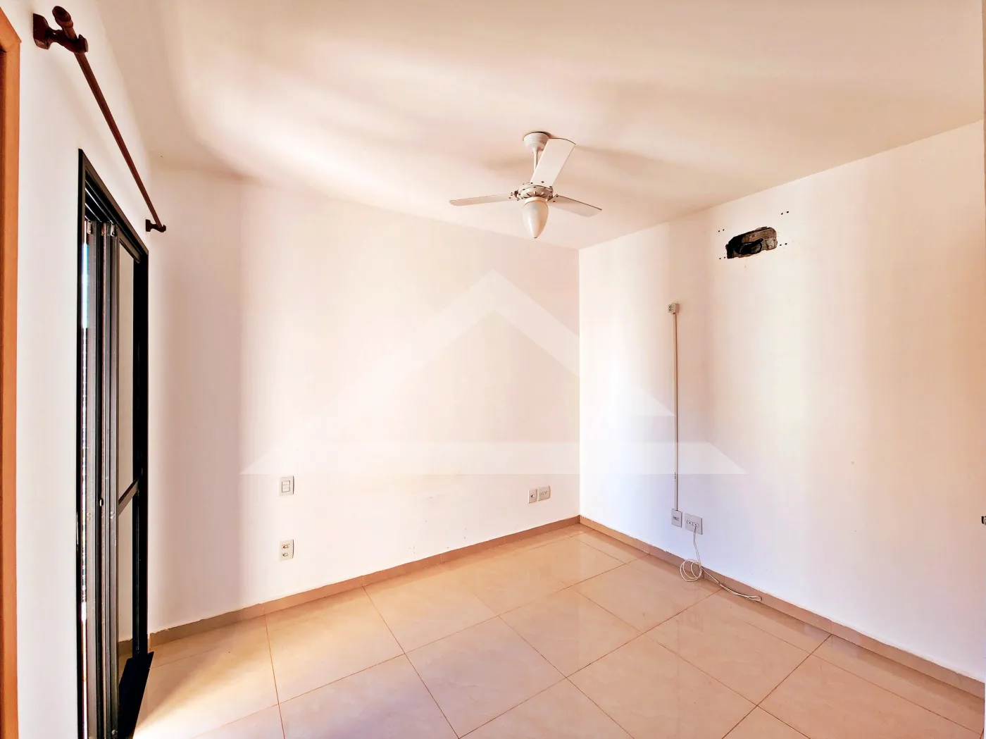 Alugar Apartamento / Padrão em Ribeirão Preto R$ 3.000,00 - Foto 12