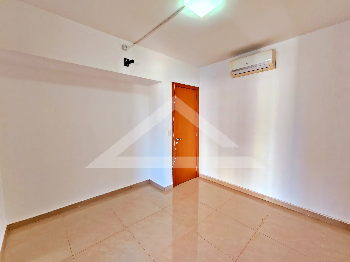 Alugar Apartamento / Padrão em Ribeirão Preto R$ 3.000,00 - Foto 16