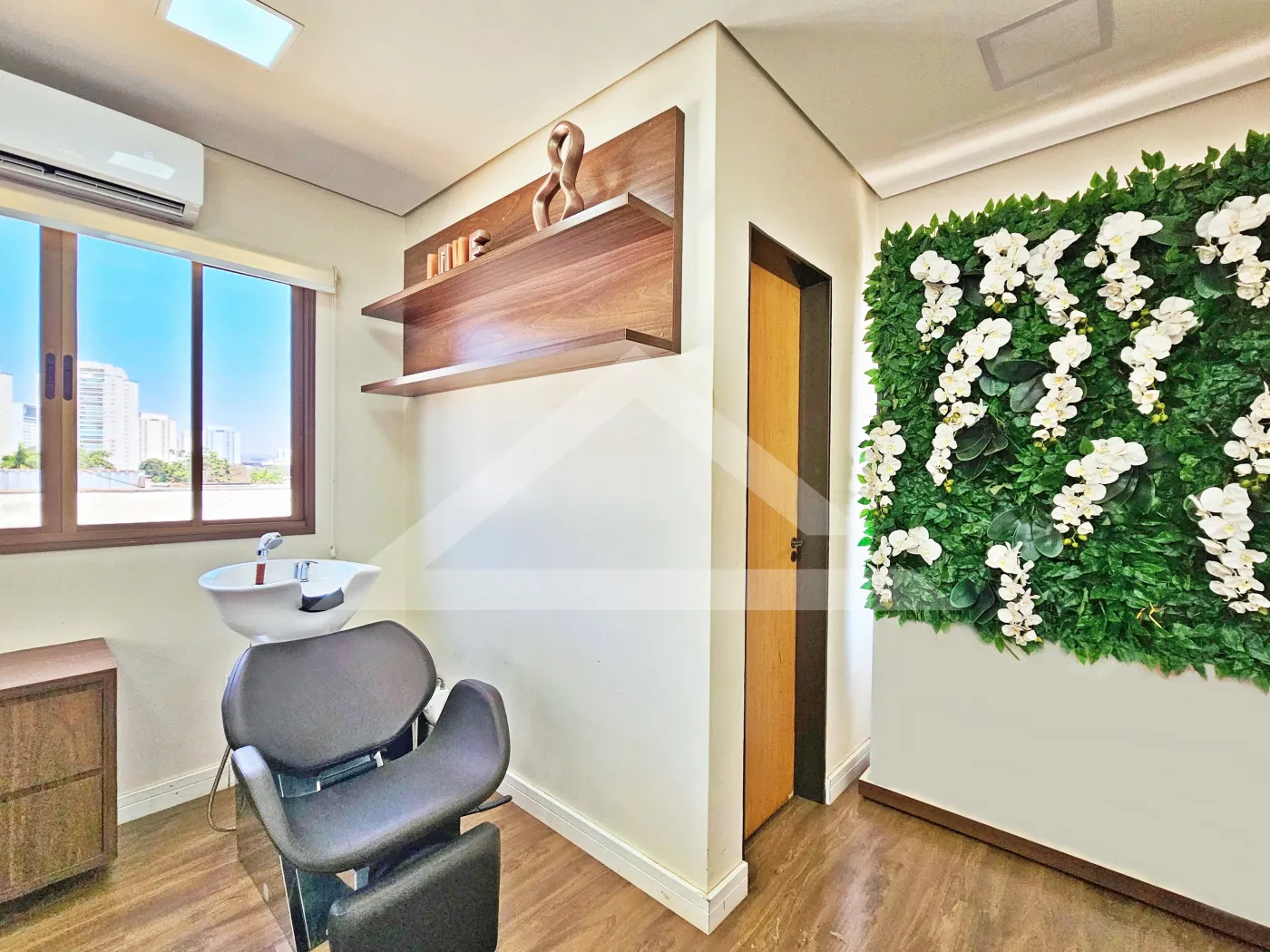 Alugar Comercial / Sala em Ribeirão Preto R$ 2.500,00 - Foto 9