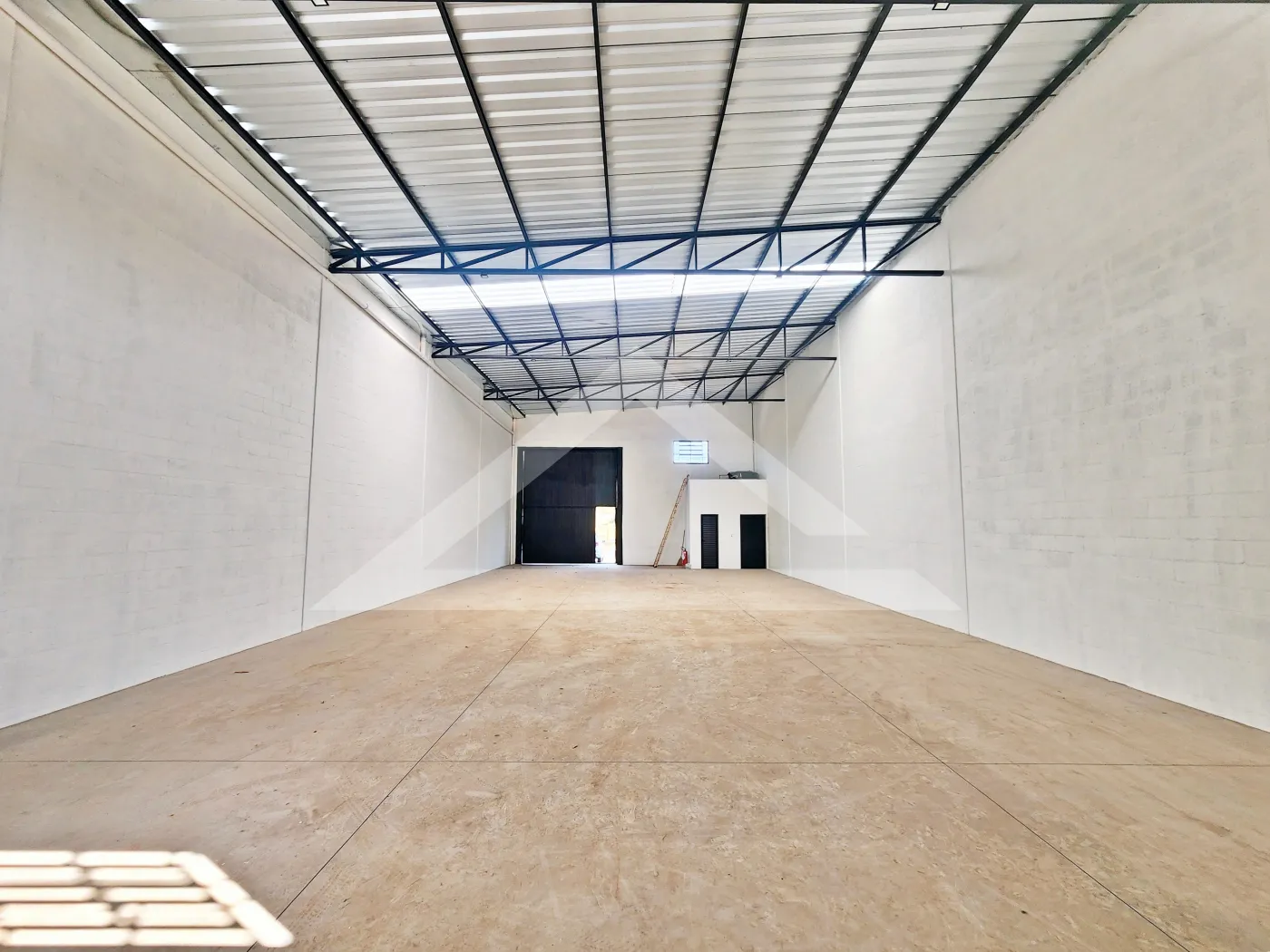 Alugar Comercial / Salão em Ribeirão Preto R$ 5.600,00 - Foto 4