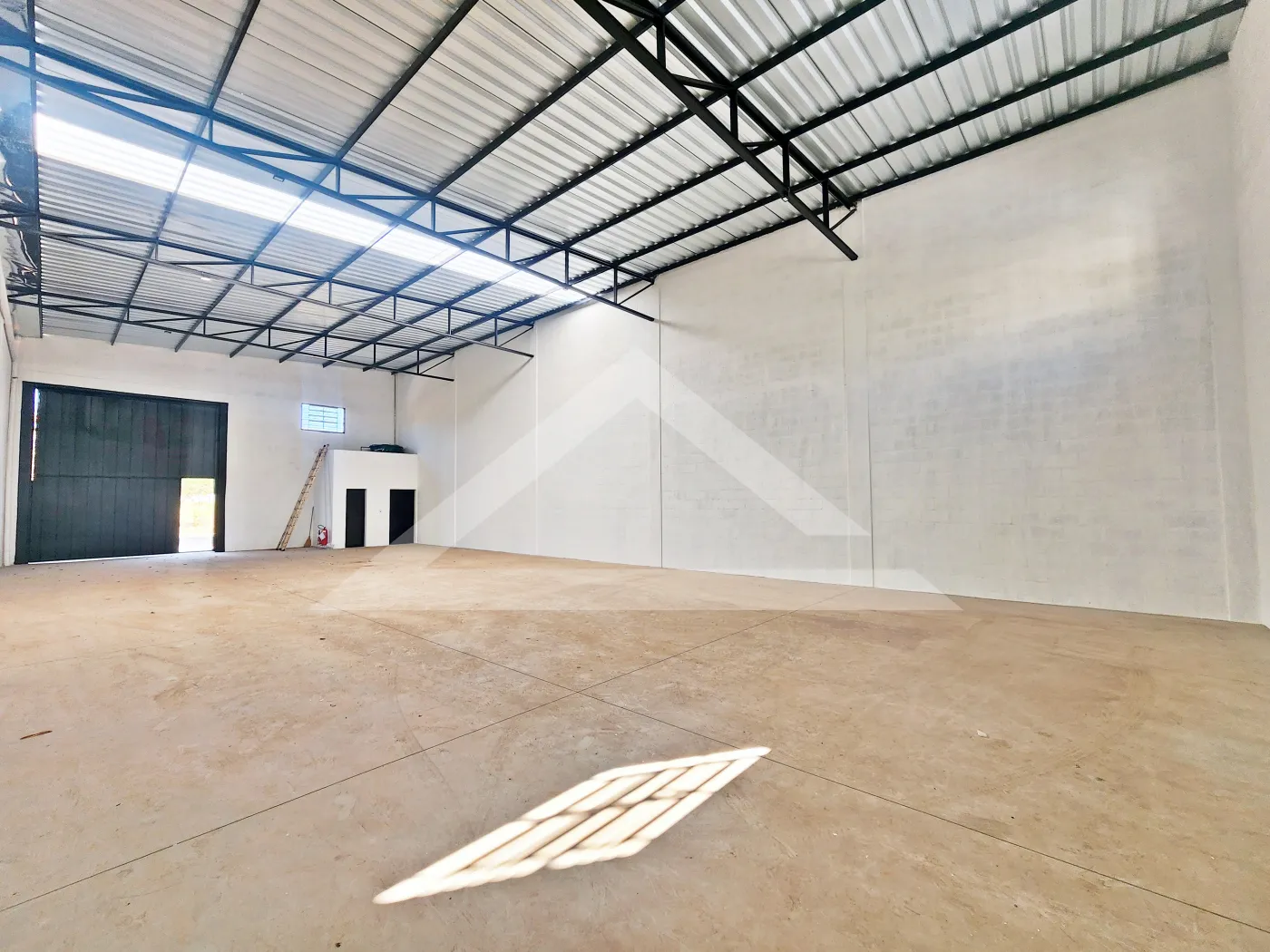 Alugar Comercial / Salão em Ribeirão Preto R$ 5.600,00 - Foto 5