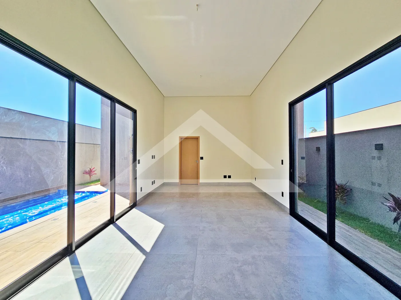 Comprar Casa / Térrea Condomínio em Ribeirão Preto R$ 1.250.000,00 - Foto 2