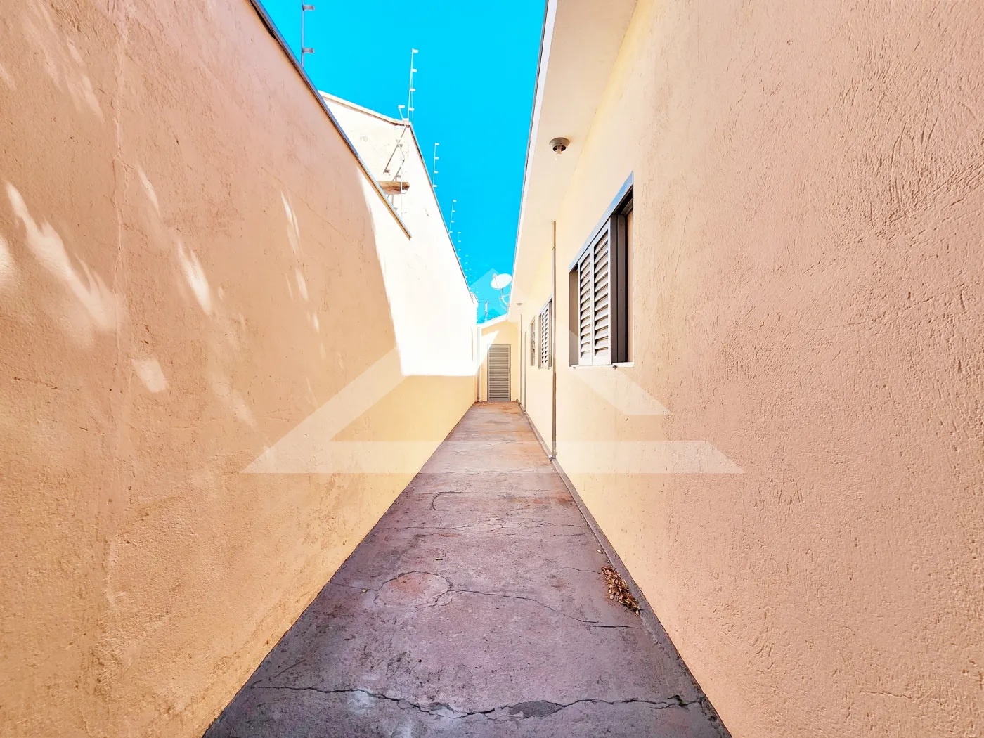 Alugar Casa / Térrea Padrão em Ribeirão Preto R$ 1.700,00 - Foto 26