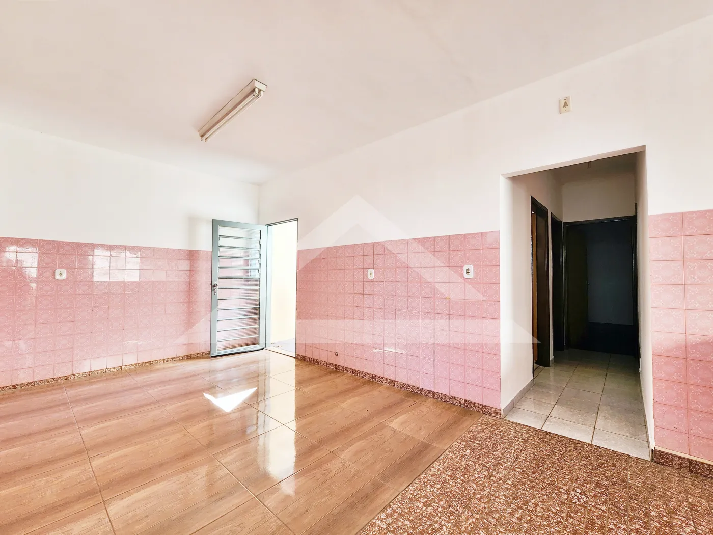 Alugar Casa / Térrea Padrão em Ribeirão Preto R$ 1.700,00 - Foto 5