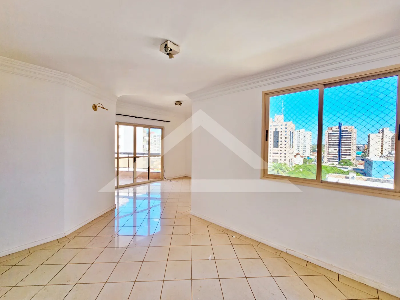Comprar Apartamento / Padrão em Ribeirão Preto R$ 350.000,00 - Foto 1