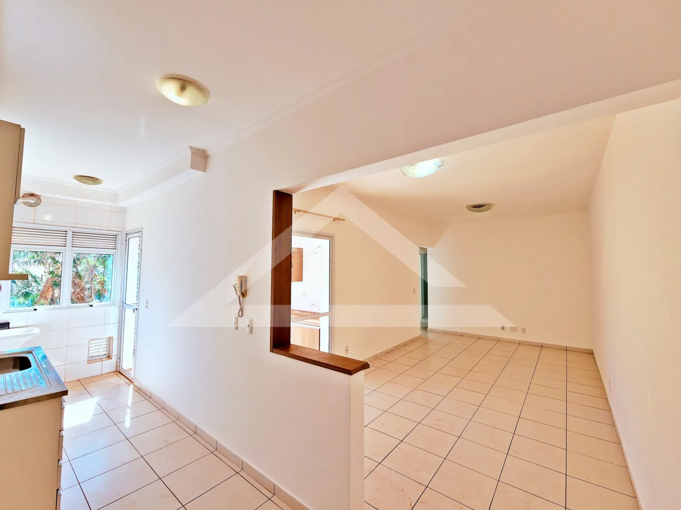 Comprar Apartamento / Padrão em Ribeirão Preto R$ 350.000,00 - Foto 2