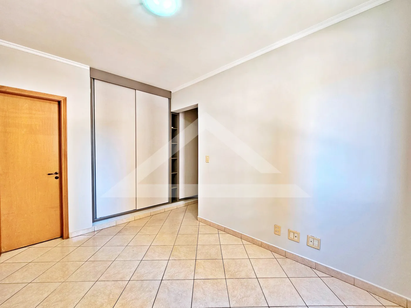 Alugar Apartamento / Padrão em Ribeirão Preto R$ 3.200,00 - Foto 13