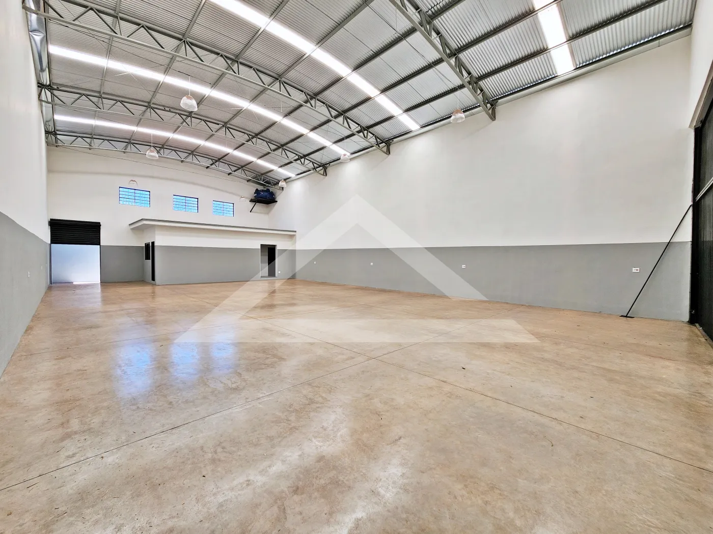 Alugar Comercial / Salão em Ribeirão Preto R$ 5.900,00 - Foto 3
