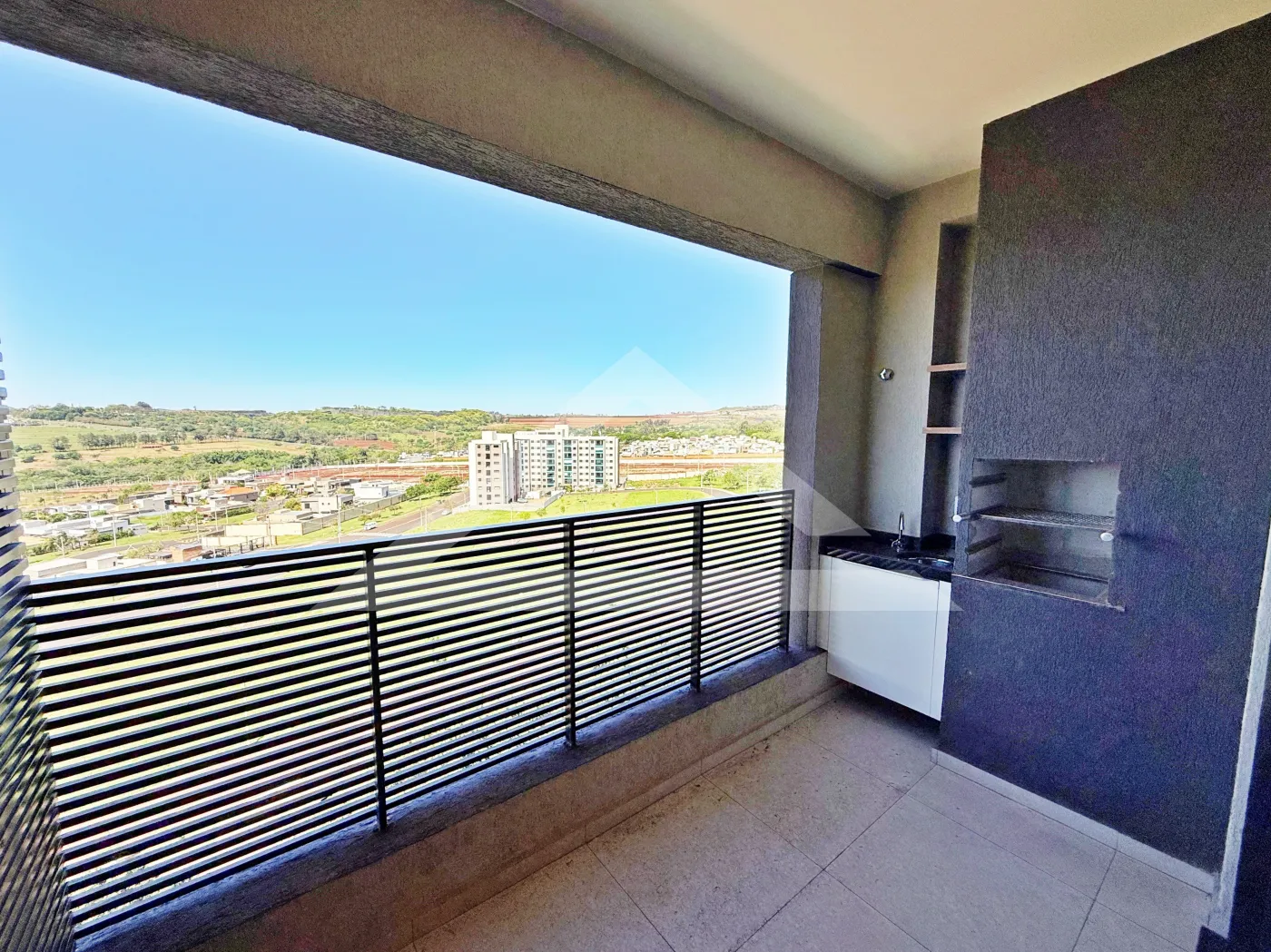 Alugar Apartamento / Padrão em Ribeirão Preto R$ 3.100,00 - Foto 2