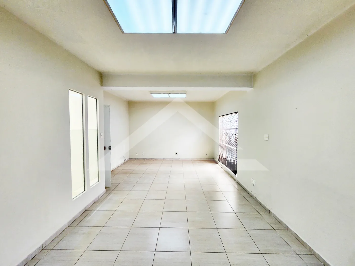 Alugar Comercial / Imóvel Comercial em Ribeirão Preto R$ 8.000,00 - Foto 2