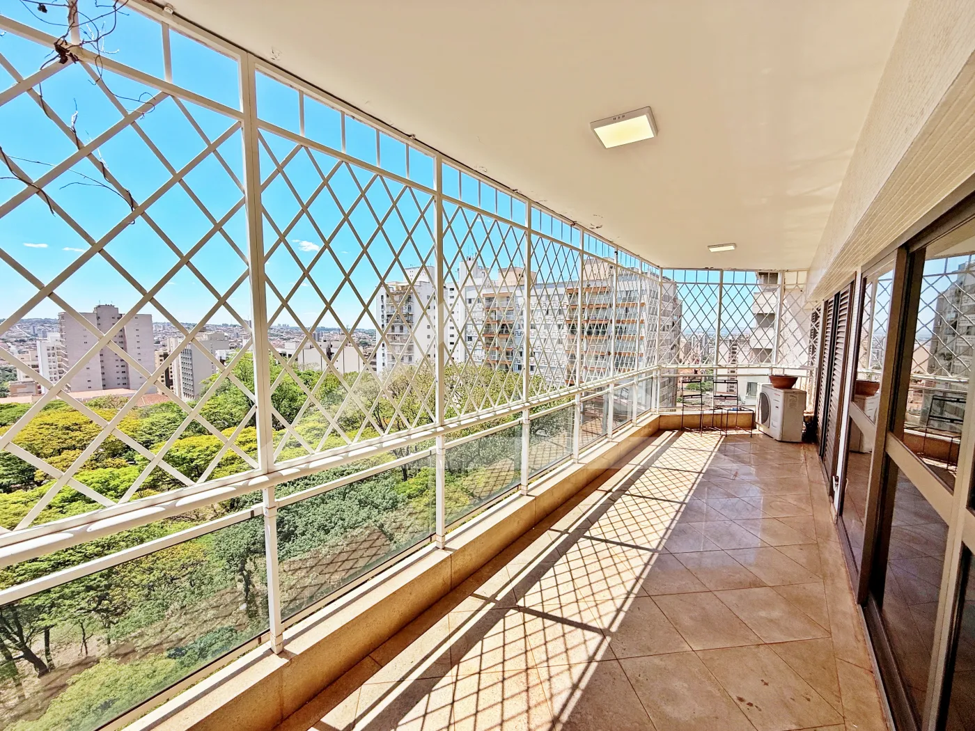 Alugar Apartamento / Padrão em Ribeirão Preto R$ 3.000,00 - Foto 5