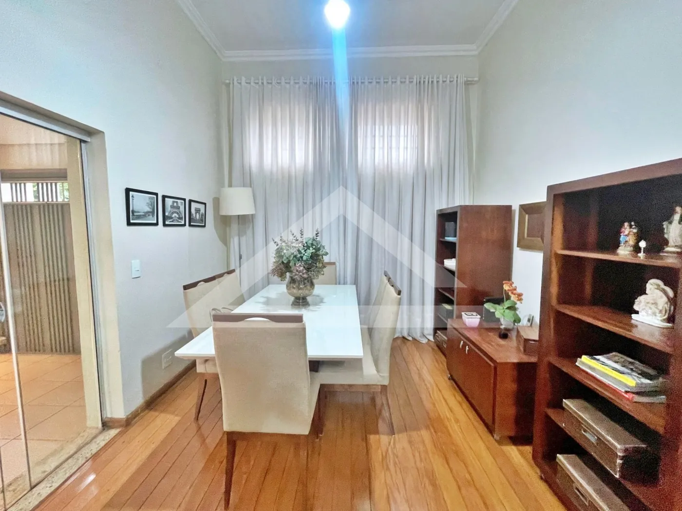 Comprar Casa / Sobrado Padrão em Ribeirão Preto R$ 550.000,00 - Foto 4