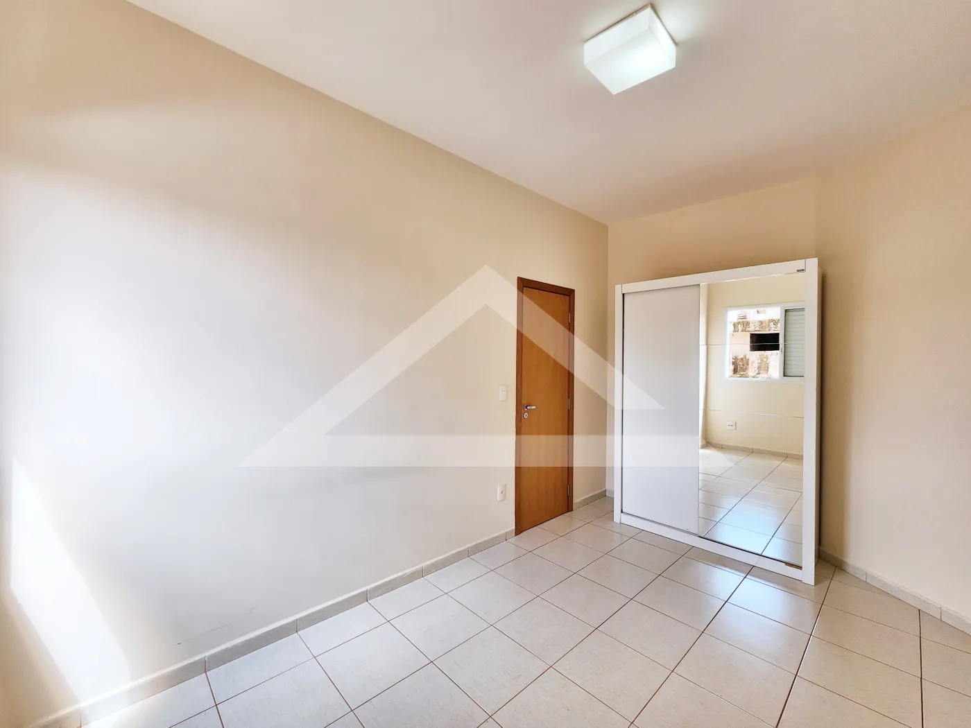 Alugar Apartamento / Padrão em Ribeirão Preto R$ 1.500,00 - Foto 10