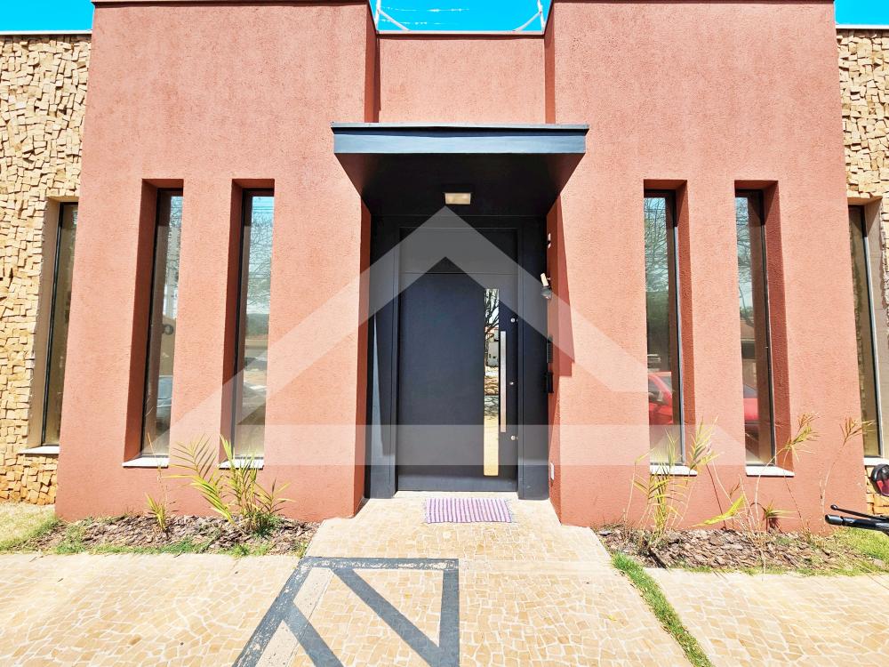 Alugar Comercial / Sala em Ribeirão Preto R$ 1.400,00 - Foto 4