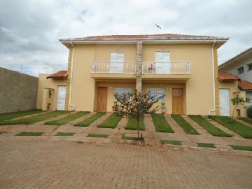 Alugar Casa / Condomínio em Ribeirão Preto. apenas R$ 690.000,00