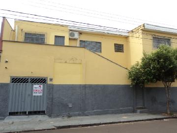 Alugar Casa / Padrão em Ribeirão Preto. apenas R$ 800,00