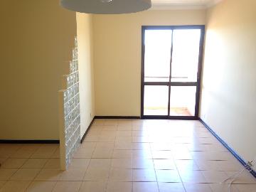 Alugar Apartamento / Padrão em Ribeirão Preto. apenas R$ 700,00