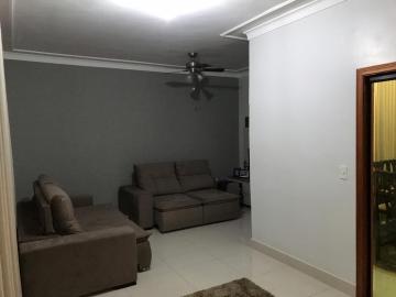 Alugar Casa / Padrão em Ribeirão Preto. apenas R$ 500.000,00