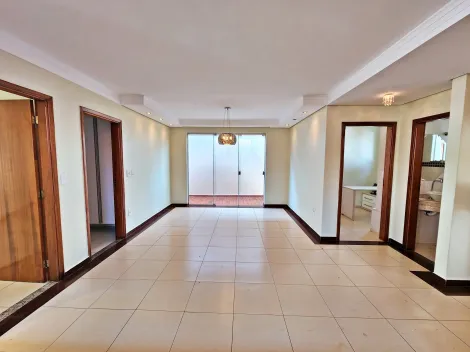 Alugar Casa / Padrão em Ribeirão Preto. apenas R$ 4.900,00