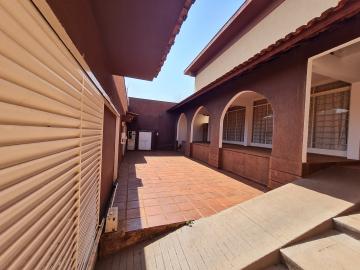 Alugar Casa / Sobrado Padrão em Ribeirão Preto. apenas R$ 2.600,00