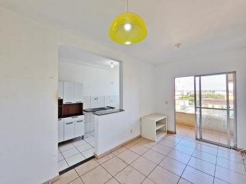 Alugar Apartamento / Padrão em Ribeirão Preto. apenas R$ 700,00