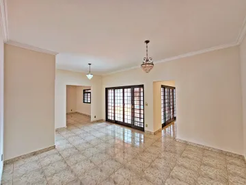 Alugar Casa / Padrão em Ribeirão Preto. apenas R$ 3.000,00