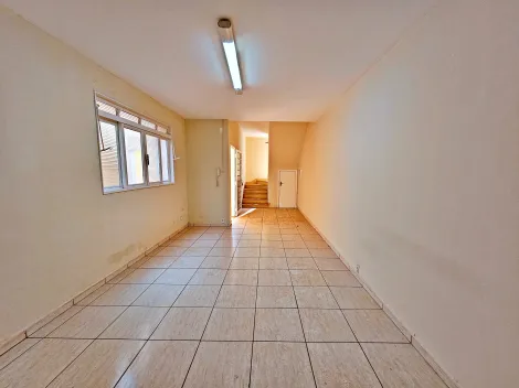 Alugar Casa / Sobrado Padrão em Ribeirão Preto. apenas R$ 1.800,00