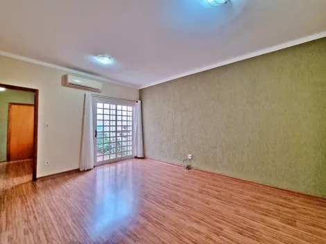 Alugar Casa / Padrão em Ribeirão Preto. apenas R$ 2.150,00