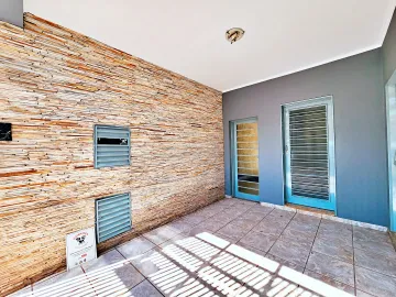 Alugar Casa / Sobrado Padrão em Ribeirão Preto. apenas R$ 430.000,00