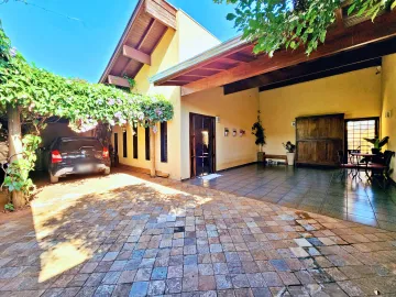 Alugar Casa / Padrão em Ribeirão Preto. apenas R$ 960.000,00