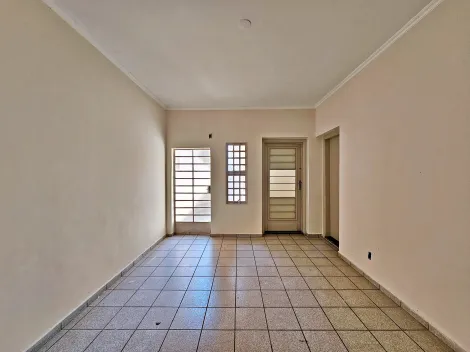 Alugar Casa / Padrão em Ribeirão Preto. apenas R$ 3.000,00